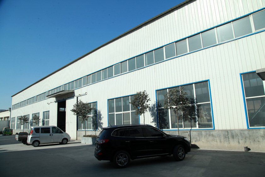 方銳機械米線機車間一角